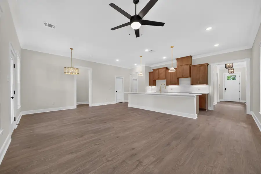 Spacious, unfurnished interior of a new home in Two Step Farm, Montgomery (Image 20).