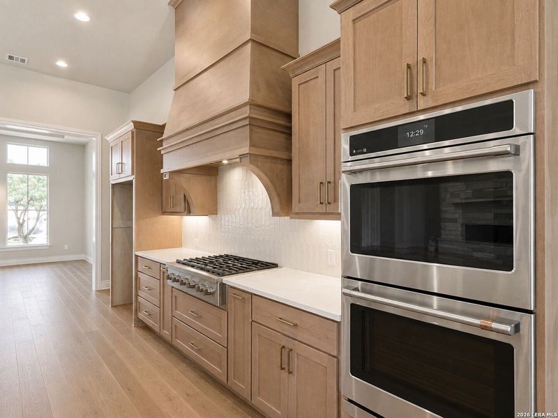 Furnished interior view inside a new home in , Canyon Lake (Image 11).