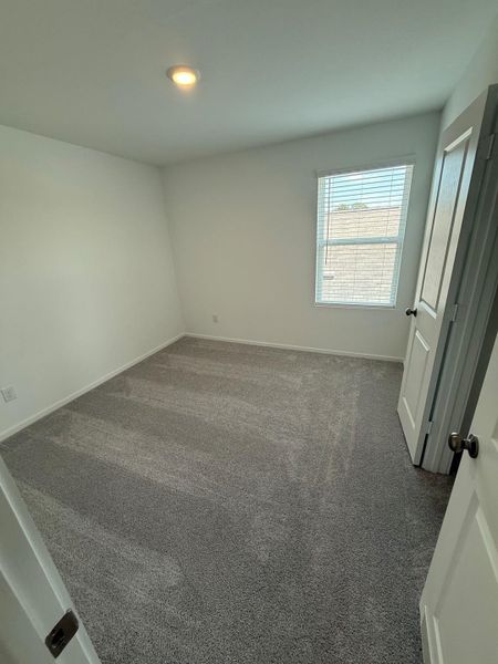 Spacious, unfurnished interior of a new home in Pinewood Trails, Cleveland (Image 31). Spacious, unfurnished interior of a new home in Pinewood Trails, Cleveland (Image 31).