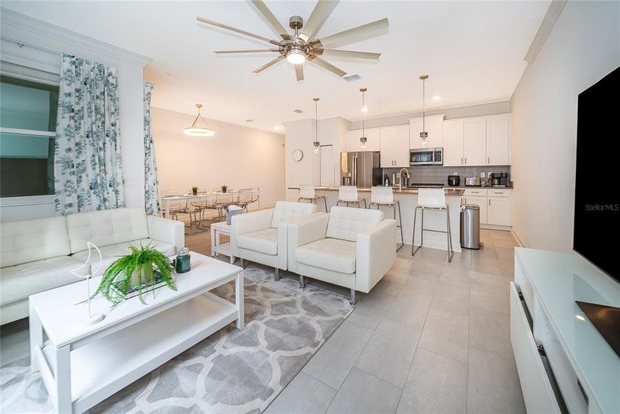 Furnished interior view inside a new home in , Kissimmee (Image 29).