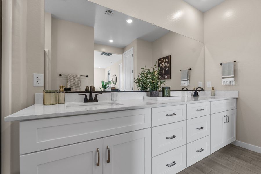 Horizon New Home in Buckeye, AZ.  - Slide 22