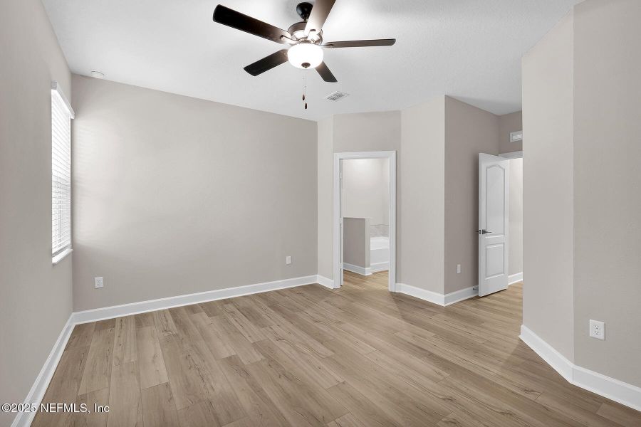 Spacious, unfurnished interior of a new home in Jennings Farm, Middleburg (Image 17). Spacious, unfurnished interior of a new home in Jennings Farm, Middleburg (Image 17).
