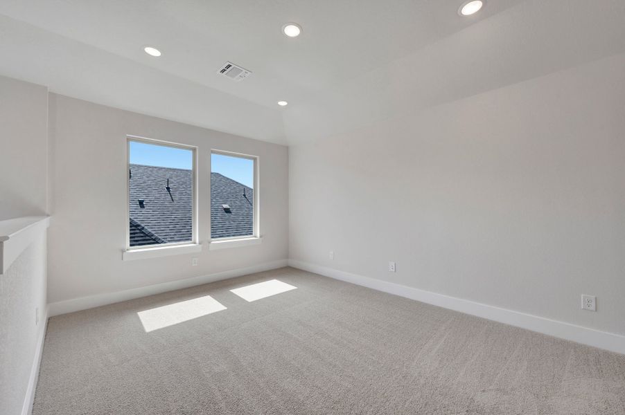 Spacious, unfurnished interior of a new home in Treeline, Justin (Image 44). Spacious, unfurnished interior of a new home in Treeline, Justin (Image 44).