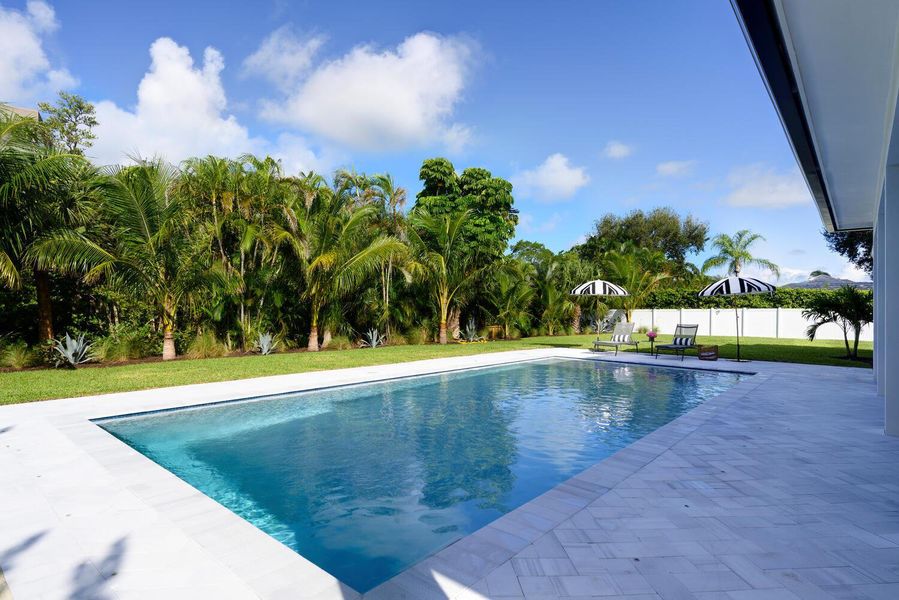 Image 40 of a home in .