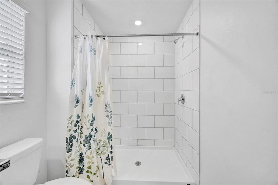 Furnished interior view inside a new home in Townes at Southshore Pointe, Ruskin (Image 11).