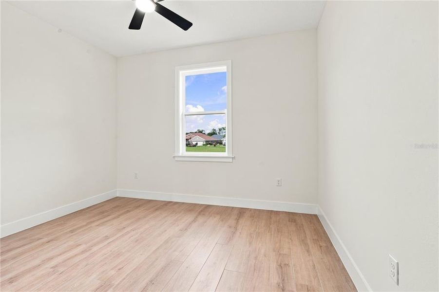 Spacious, unfurnished interior of a new home in , Belleview (Image 23).