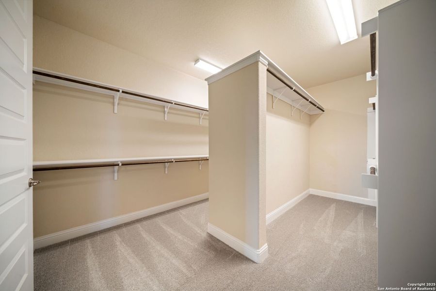 Image 30 of a home in Annabelle Ranch. Image 30 of a home in Annabelle Ranch.