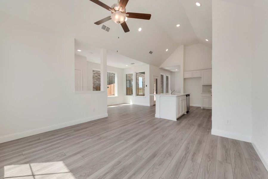 Image 27 representing the Wisteria by Pacesetter Homes in Elevon, Lavon, TX.