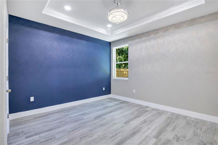 Spacious, unfurnished interior of a new home in , Winter Garden (Image 35).