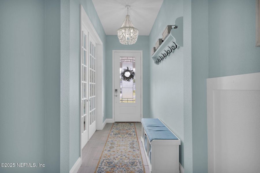 Furnished interior view inside a new home in , St. Augustine (Image 31).