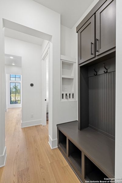 Spacious, unfurnished interior of a new home in , Fredericksburg (Image 39). Spacious, unfurnished interior of a new home in , Fredericksburg (Image 39).