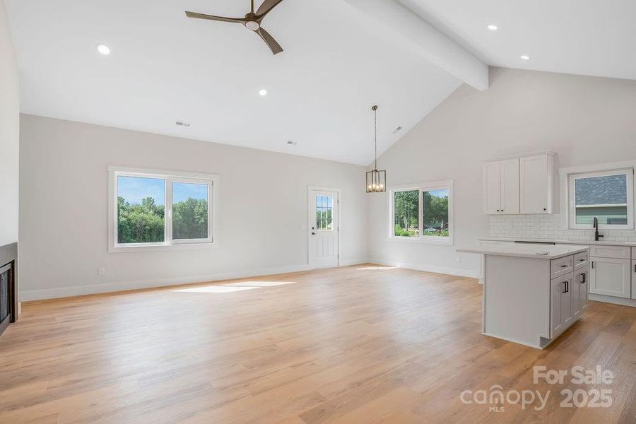 Image 25 of a home in .