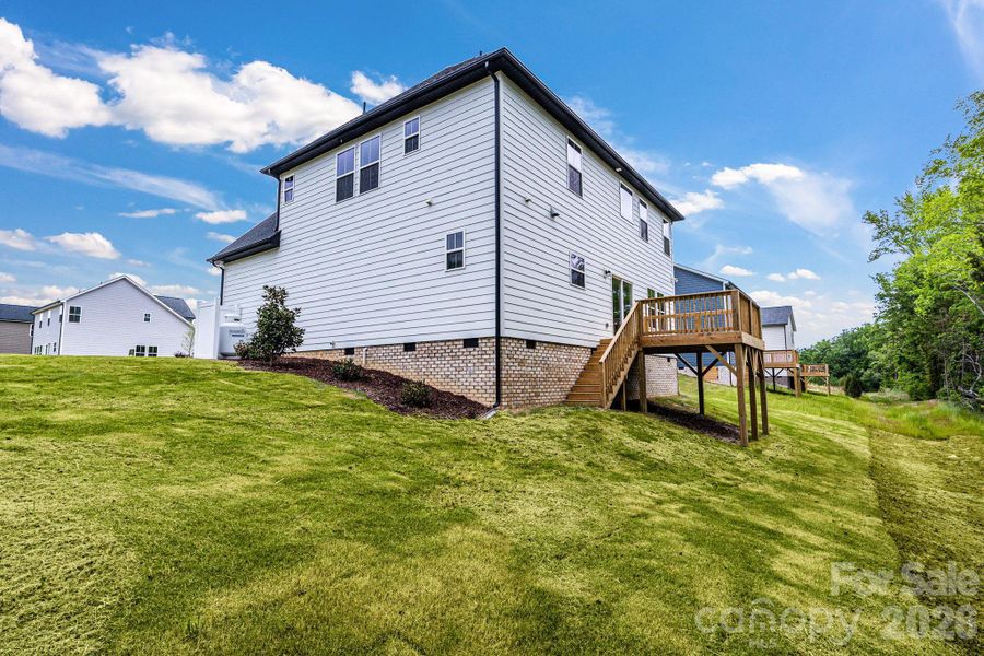 Exterior details and patio area of a home in , Kannapolis (Image 4).