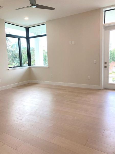 Spacious, unfurnished interior of a new home in , Sarasota (Image 64). Spacious, unfurnished interior of a new home in , Sarasota (Image 64).