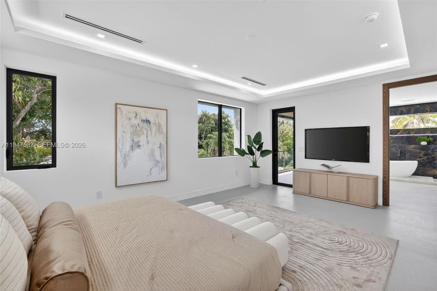 Furnished interior view inside a new home in , Fort Lauderdale (Image 8).