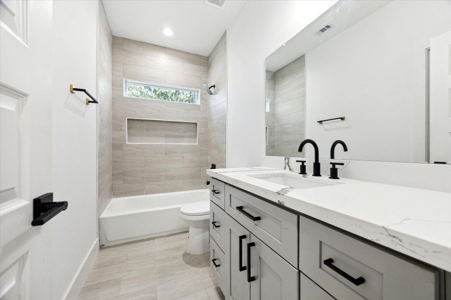 Common Bathroom