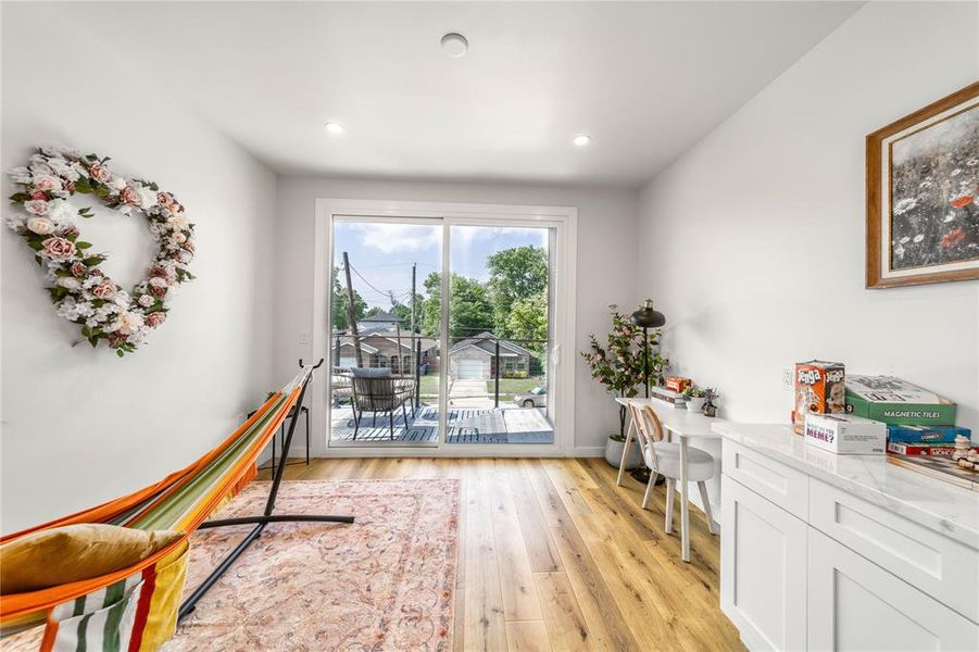 Furnished interior view inside a new home in , Dallas (Image 15).