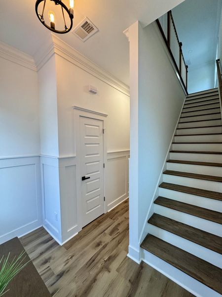 Spacious, unfurnished interior of a new home in , North Charleston (Image 23).