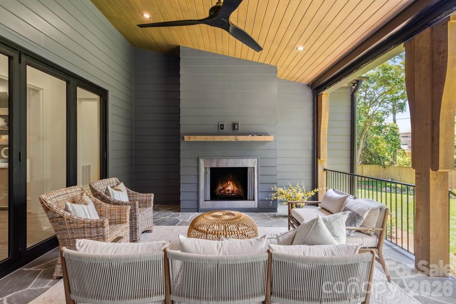 Exterior details and patio area of a home in , Charlotte (Image 3).