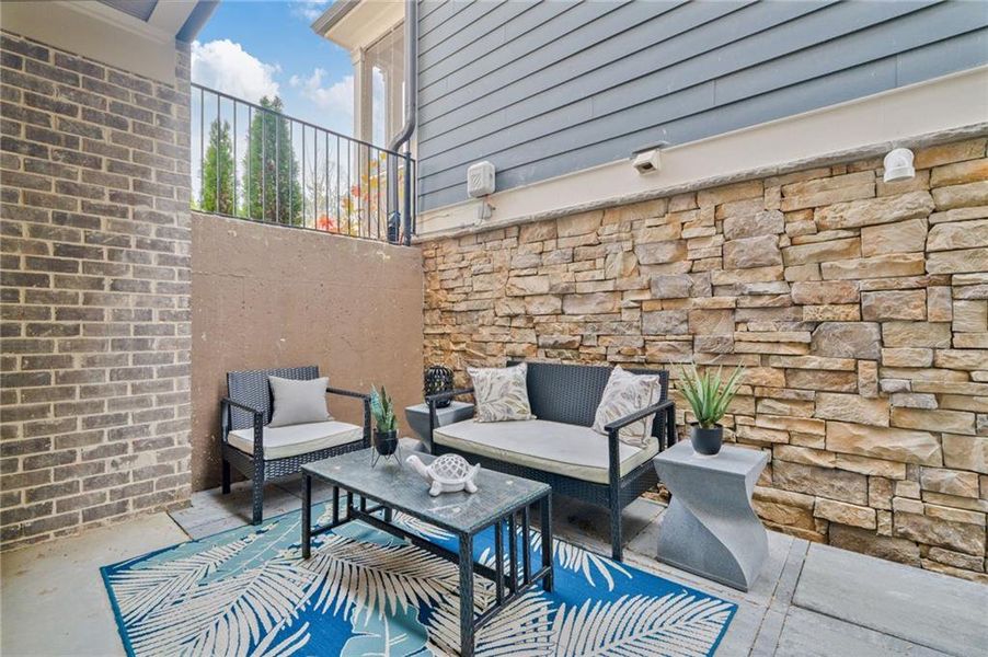 Exterior details and patio area of a home in Pendergrast Farm, Atlanta (Image 27).
