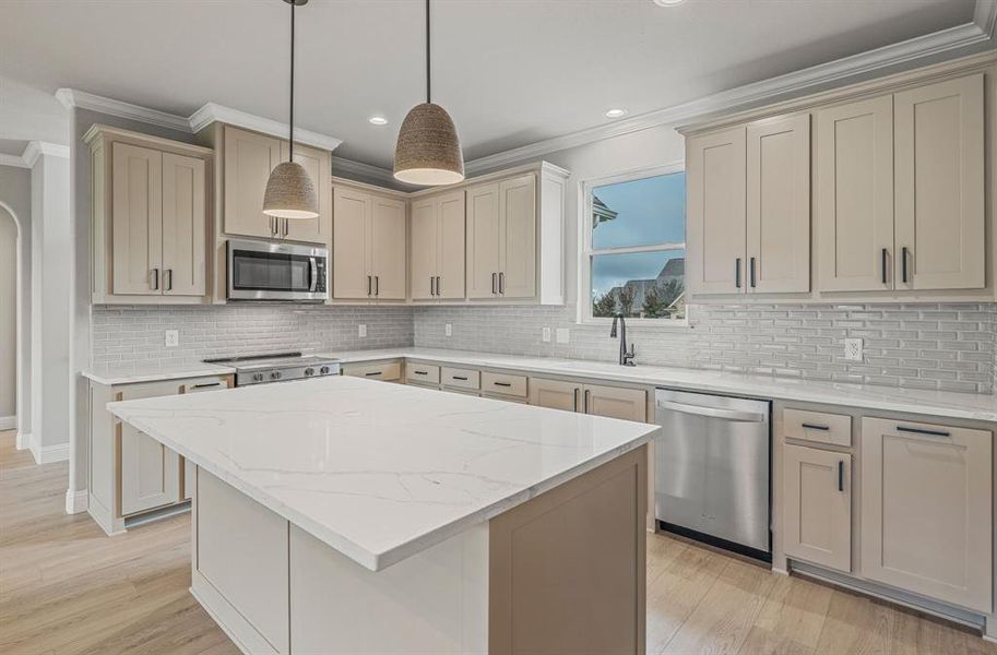 Furnished interior view inside a new home in , Glen Rose (Image 8). Furnished interior view inside a new home in , Glen Rose (Image 8).