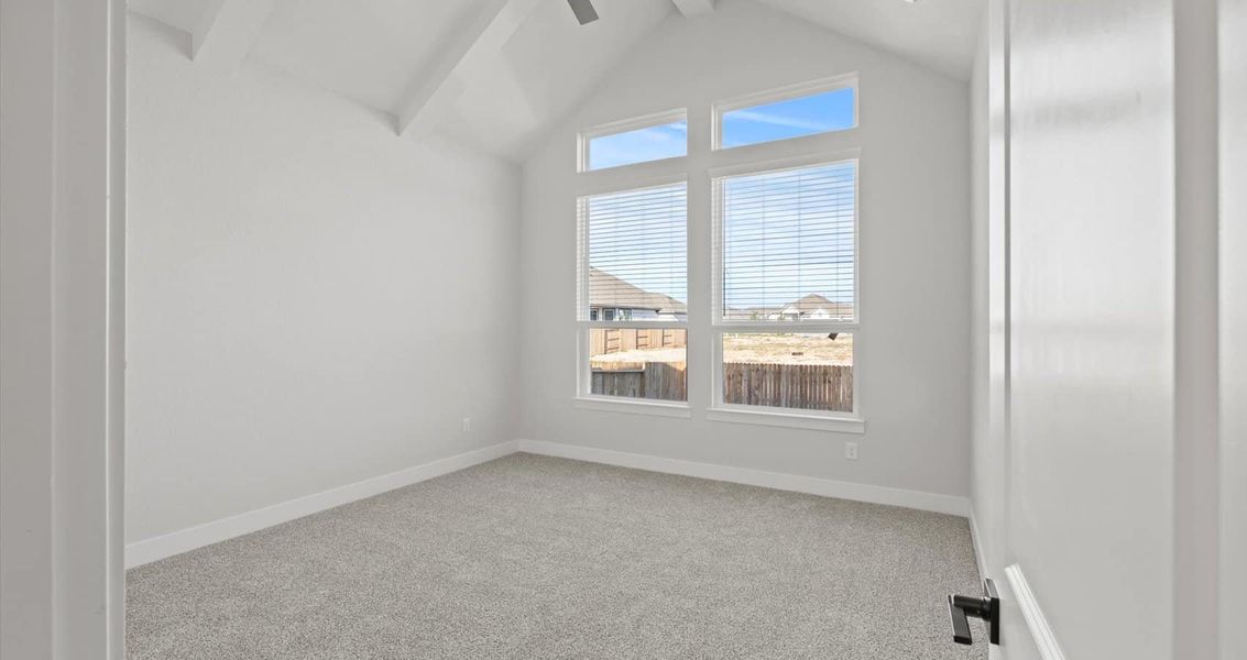 Spacious, unfurnished interior of a new home in Village at Three Oaks, Seguin (Image 19). Spacious, unfurnished interior of a new home in Village at Three Oaks, Seguin (Image 19).