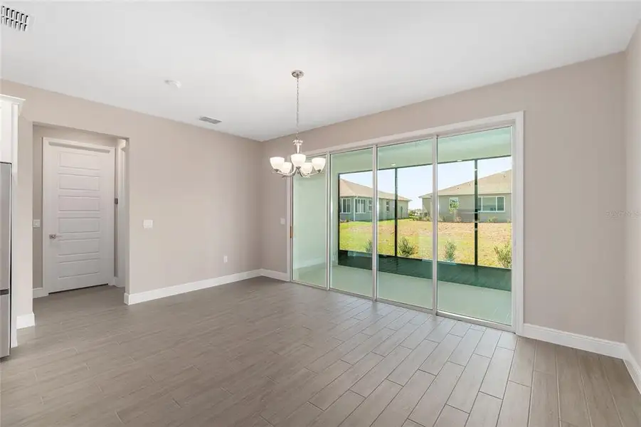 Spacious, unfurnished interior of a new home in , Ocala (Image 20).