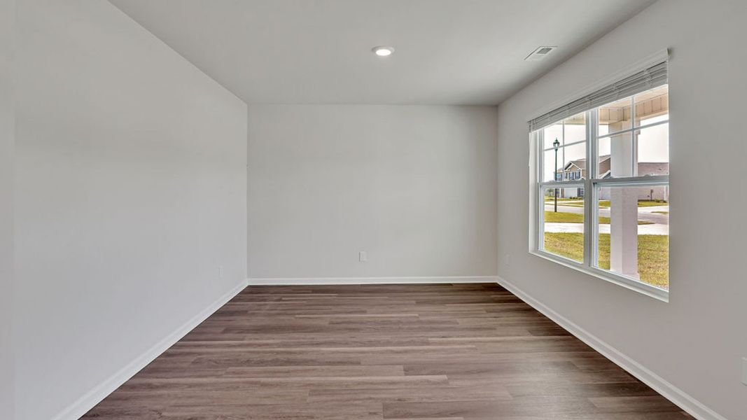 Representative unfurnished interior of a home built from the HAYDEN by D.R. Horton in Patriot Pointe at Towne Pointe, Jacksonville (Image 16). Representative unfurnished interior of a home built from the HAYDEN by D.R. Horton in Patriot Pointe at Towne Pointe, Jacksonville (Image 16).