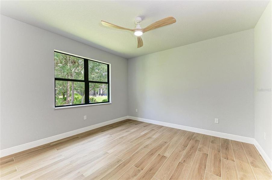 Spacious, unfurnished interior of a new home in , North Port (Image 18).