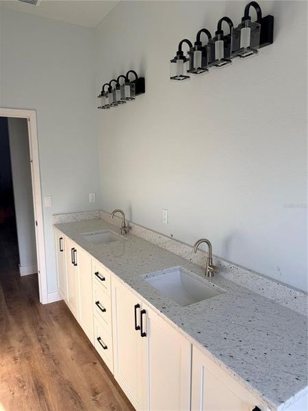 Furnished interior view inside a new home in , Deland (Image 7).