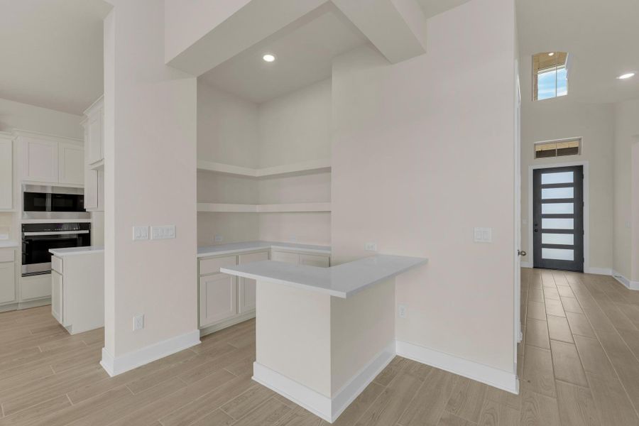 Representative image. Features, specifications, selections and colors may vary. Representative image. Features, specifications, selections and colors may vary.