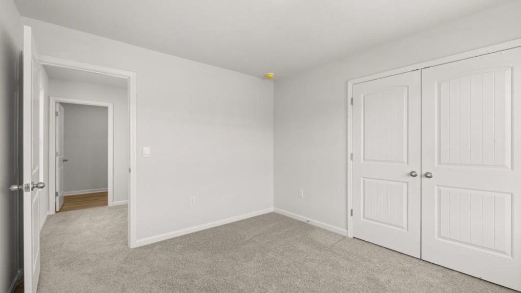 Spacious, unfurnished interior of a new home in Braselton Village, Braselton (Image 17).
