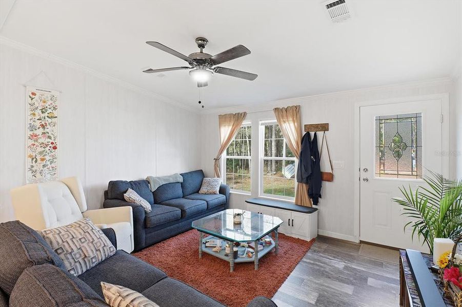 Furnished interior view inside a new home in , Dunnellon (Image 9).