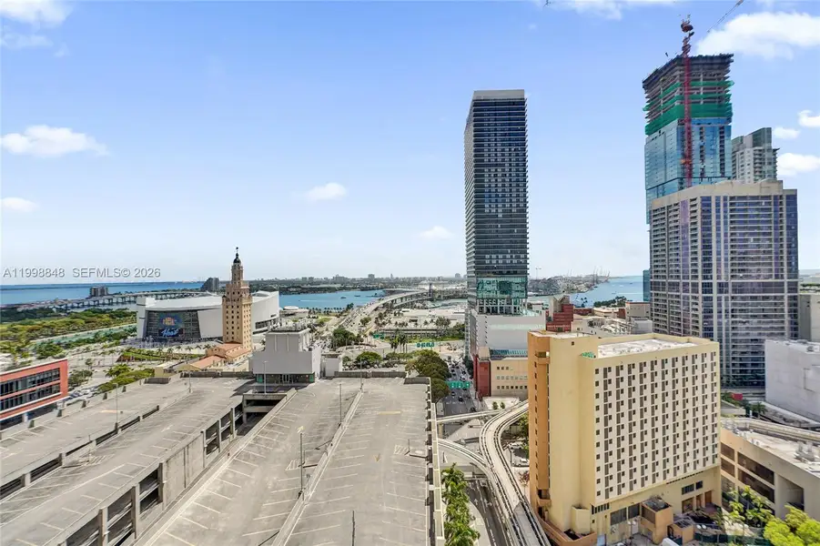 Condo located in Miami, FL showcasing its design and architecture (Image 4). Condo located in Miami, FL showcasing its design and architecture (Image 4).