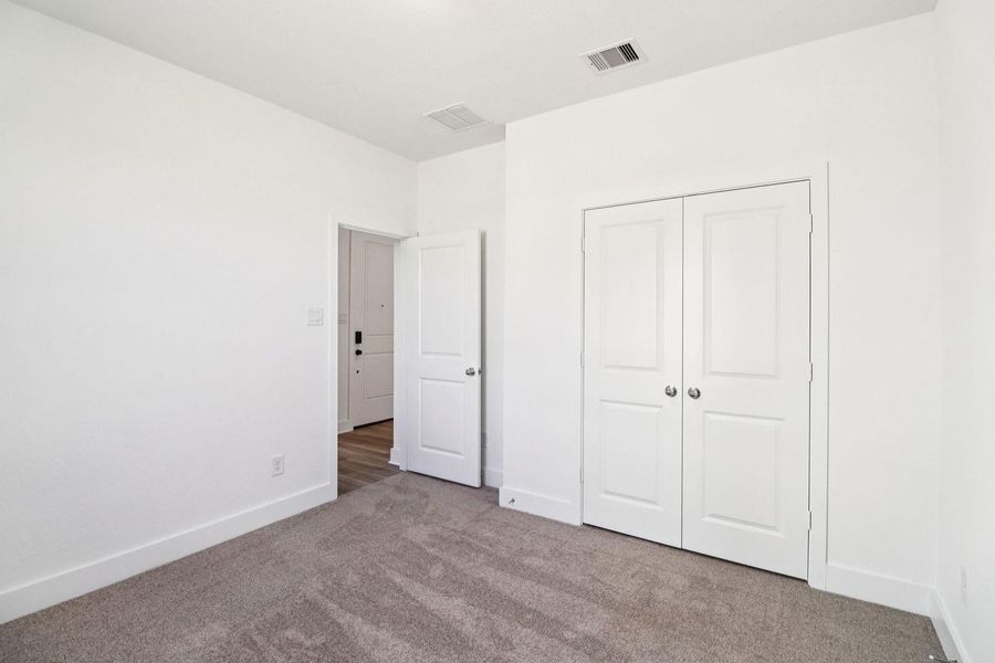 22303 Prickly Bed (2) 22303 Prickly Bed (2)