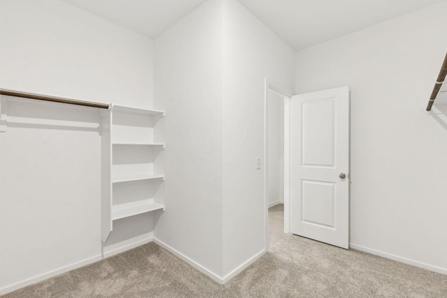 Spacious, unfurnished interior of a new home in Mavera, Conroe (Image 19).