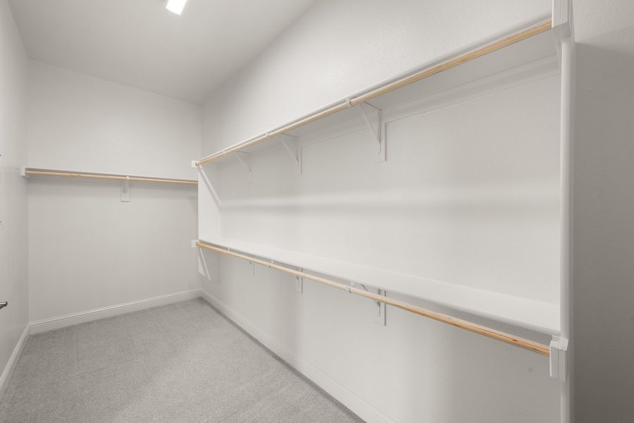 Spacious, unfurnished interior of a new home in Hayes Crossing, Midlothian (Image 23).