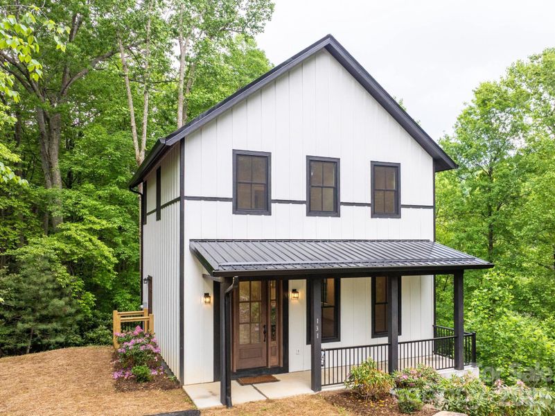 Front exterior of a new home in , Boone, NC, highlighting curb appeal (Image 23). Front exterior of a new home in , Boone, NC, highlighting curb appeal (Image 23).