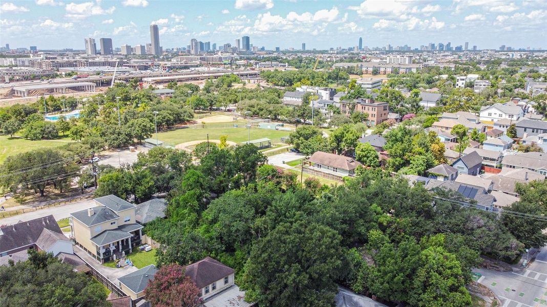 Looking west from the property you can see Stude park in the foreground. The Upper Kirby and Galleria areas just 15 minutes or so away. Looking west from the property you can see Stude park in the foreground. The Upper Kirby and Galleria areas just 15 minutes or so away.