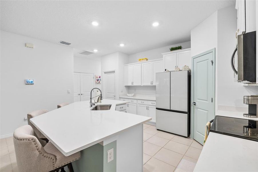 Furnished interior view inside a new home in , Wesley Chapel (Image 33).