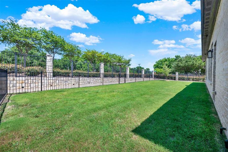 Exterior details and patio area of a home in , McKinney (Image 20).