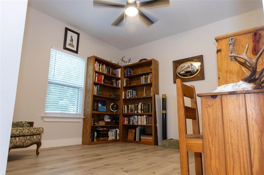 Furnished interior view inside a new home in , Fanning Springs (Image 22).