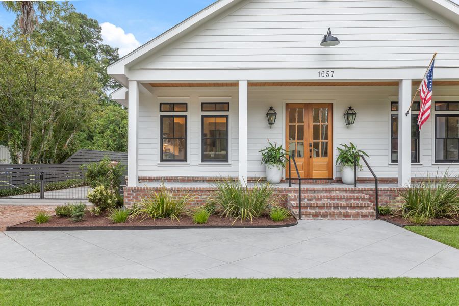 Front exterior of a new home in , Charleston, SC, highlighting curb appeal (Image 24).