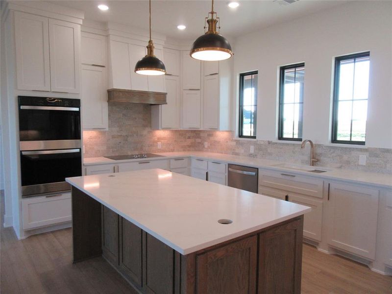 Furnished interior view inside a new home in , Crawford (Image 9).