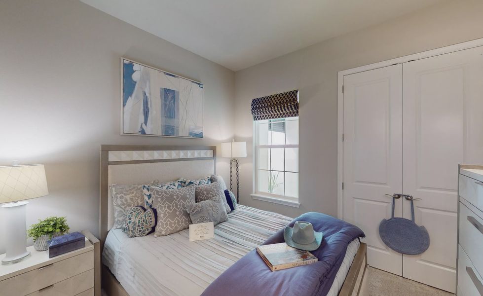 Furnished interior view inside a new home in Plantation Bay, Ormond Beach (Image 28).