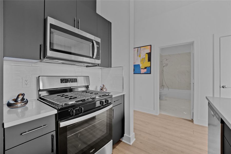 Images are for illustrative purposes only. Photos reflect a similar floor plan and are intended to convey the overall look and feel of the interiors.