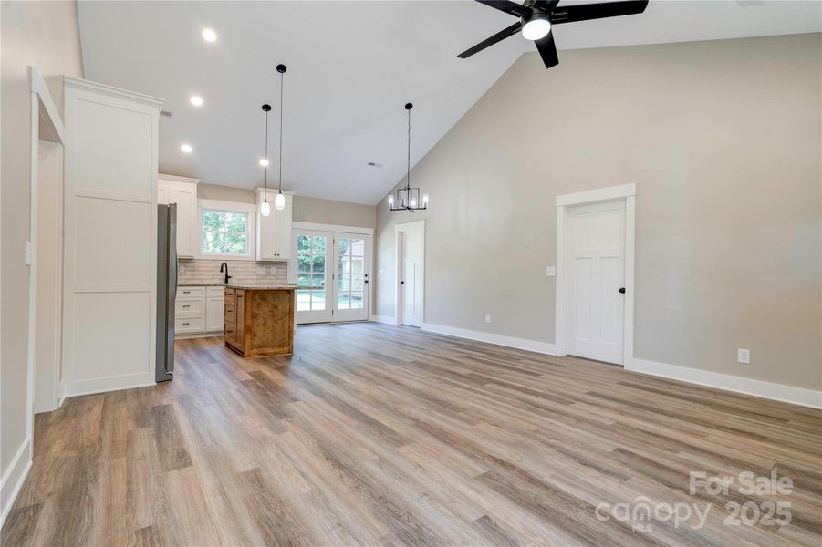 Spacious, unfurnished interior of a new home in , Kings Mountain (Image 13).
