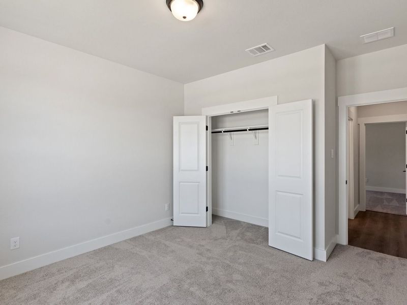 Spacious, unfurnished interior of a new home in Waverly Estates, Nevada (Image 23). Spacious, unfurnished interior of a new home in Waverly Estates, Nevada (Image 23).