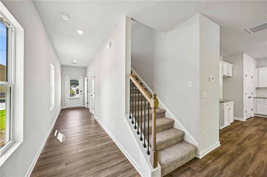 Spacious, unfurnished interior of a new home in Neely Farm, Covington (Image 30).