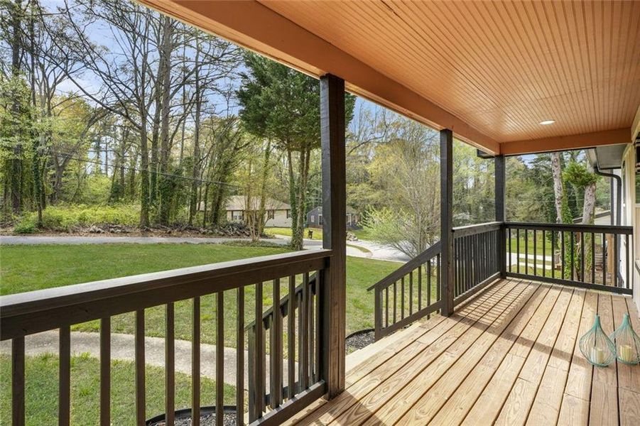 Exterior details and patio area of a home in , Atlanta (Image 27).